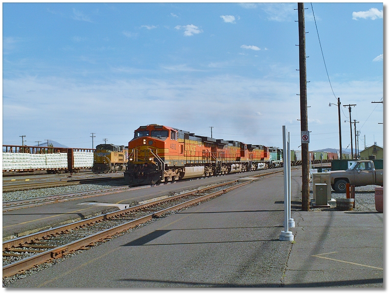 BNSF train at Klamath Falls