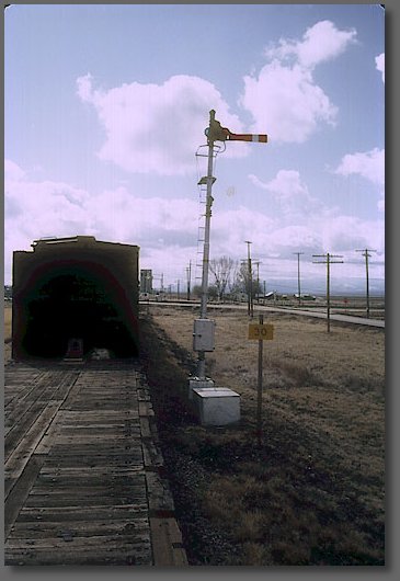 Semaphore country again