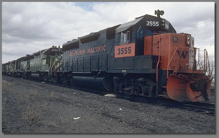 eastbound WP train, Stockton WP yard, March 1982