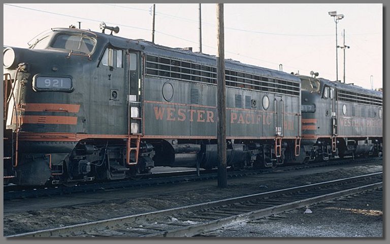 Western Pacific F7's, Stockton WP yard, July 1981